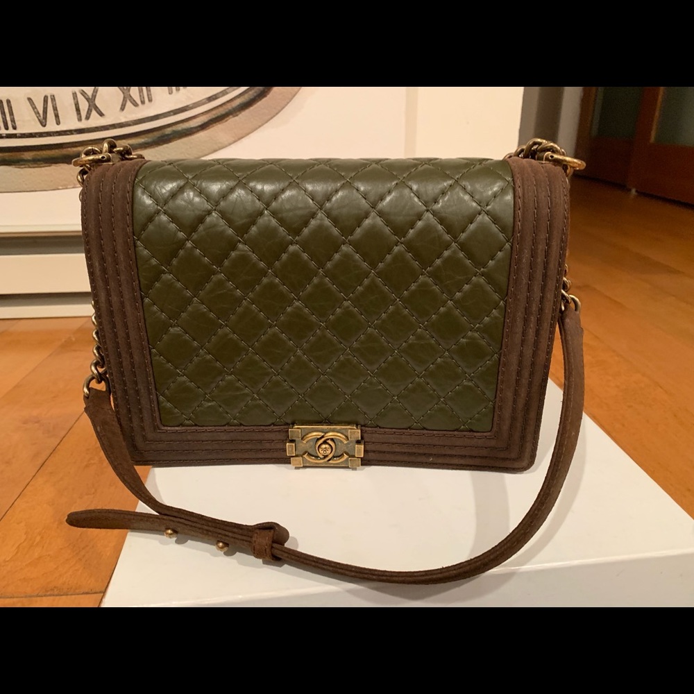 Chanel boy bag